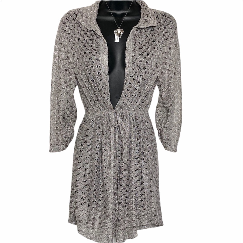 elif by Jordan Taylor Cover Up Silver M